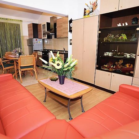 Apartments Bijuk Sukošan Esterno foto