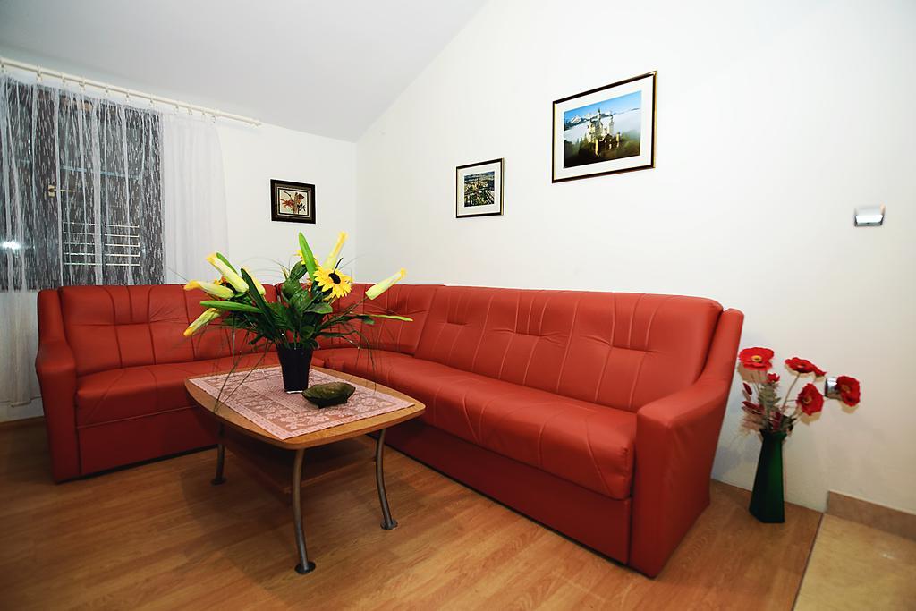 Apartments Bijuk Sukošan Esterno foto